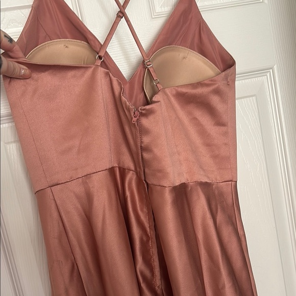 Elegant Pink Spaghetti Strap Dress - Picture 3 of 4